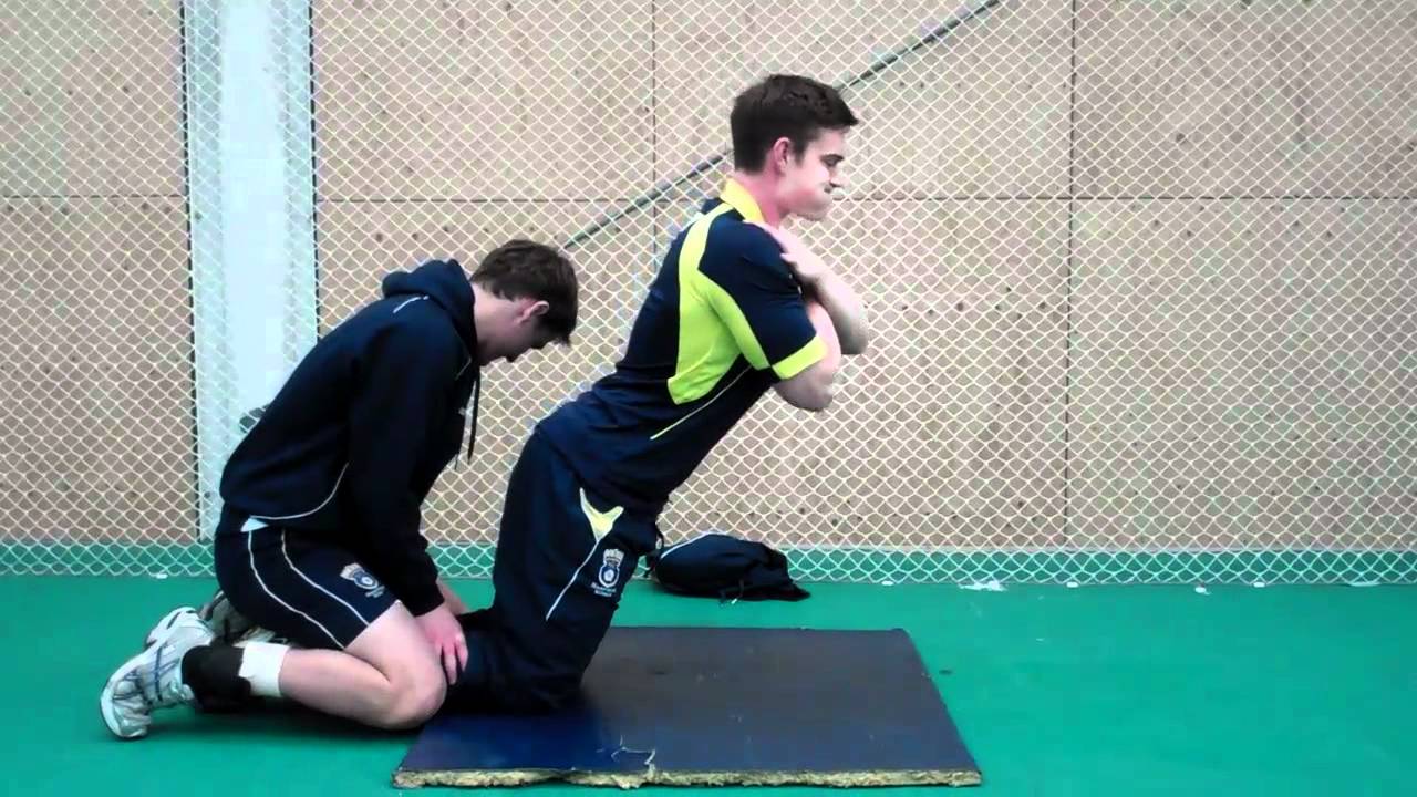 ¿Cuáles podrían ser las direcciones a tomar para la prevención de la lesión muscular de la musculatura isquiotibial?